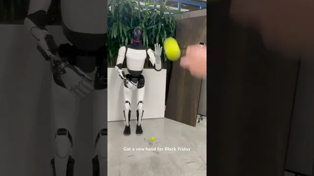 Optimus catching a tennis ball with its new hand